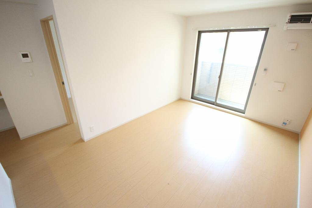 ソレイユ土山Ⅰの居間・リビング|※お部屋により仕様が異なる場合があります※
