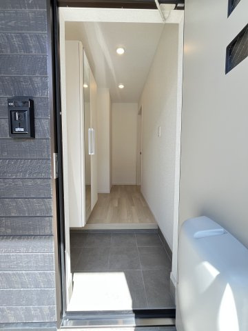 ウニコⅡの玄関