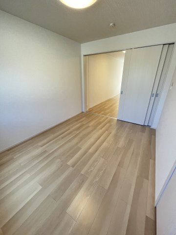 ウニコⅡの洋室