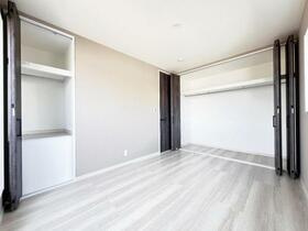 堀溝１丁目　未入居一戸建ての収納|洋室6.0帖　クローゼット
■物件内覧・資金計画相談・住宅ローン相談、リフォーム相談、お問合せ受付中■
※当日・翌日のご内覧、ご相談はお電話でのお問合せがスムーズです！