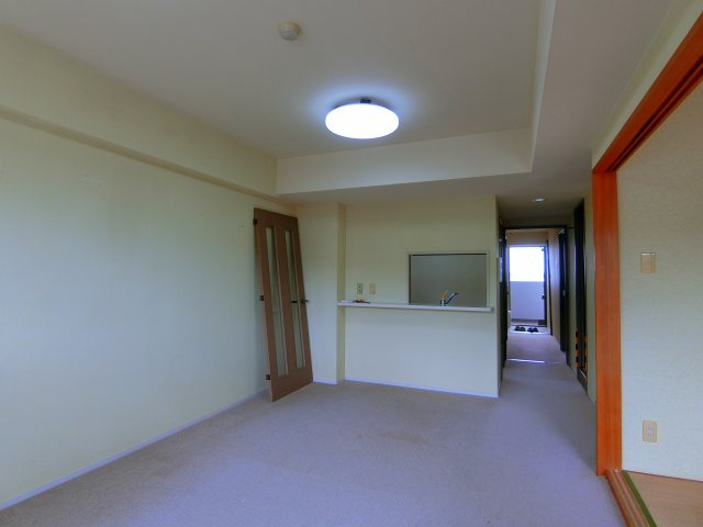 コスモ茂原の居間・リビング