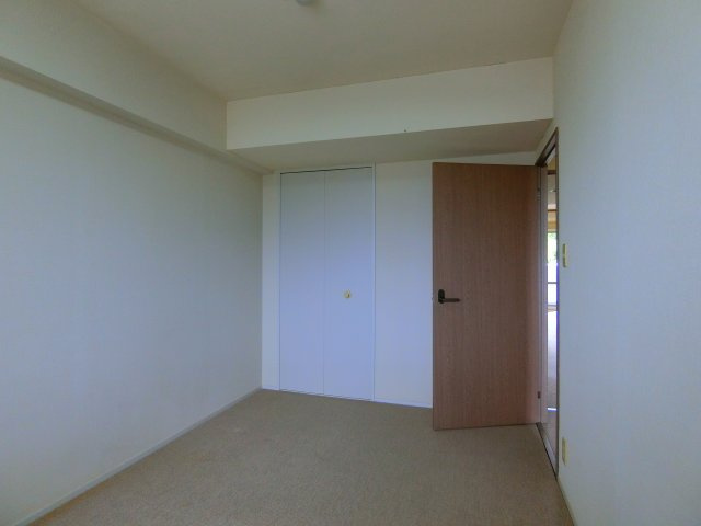 コスモ茂原の洋室