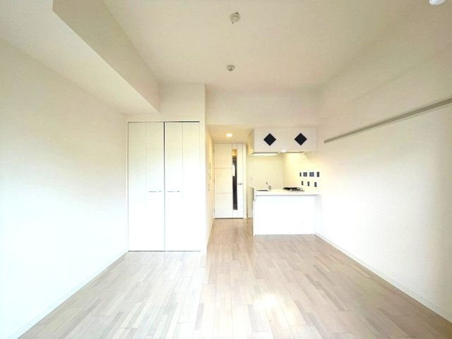 プレサンス上前津リラクシア　名古屋市賃貸　仲介手数料無料の居間・リビング|リビング/居室