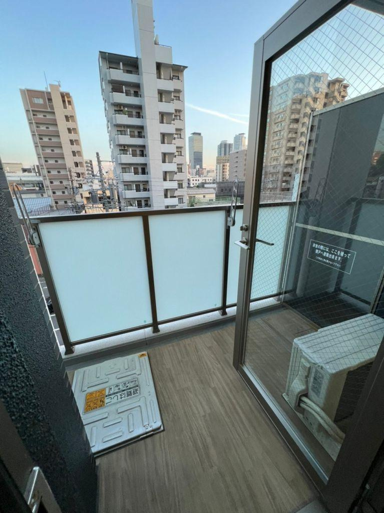 プレサンス名古屋幅下ファビュラス　名古屋市賃貸　仲介手数料無料のバルコニー