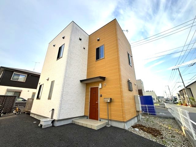 セントマリアージュ美園の外観|★駐車場2台可★追炊き★エアコン★温水洗浄便座★庭★