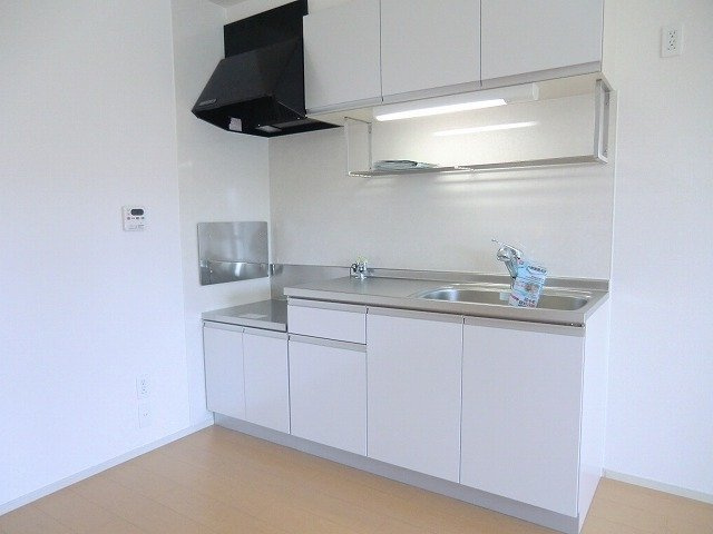 ネオ・エスト　オーブＡのキッチン