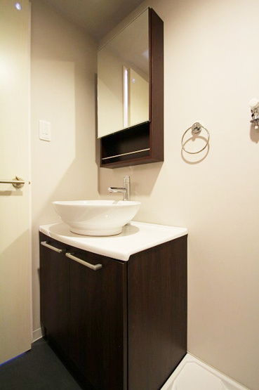 【独立洗面台】 | 仲介手数料０円！HPに初期費用掲載！「プライスホーム」で検索！ｚｗｅｉ