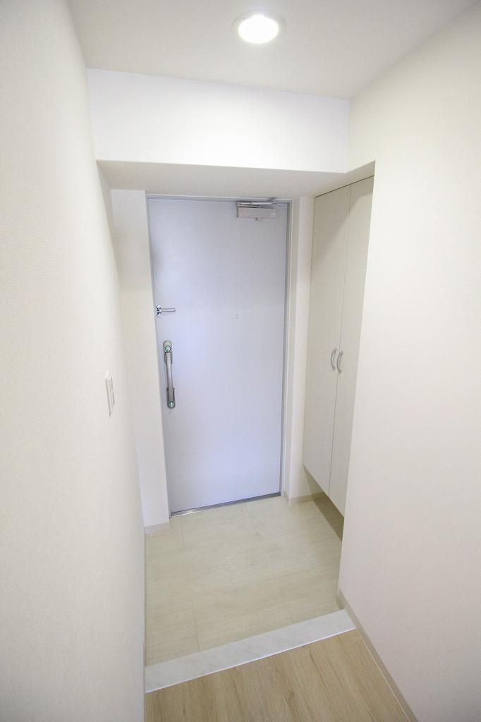 リラシオ西明石駅前の玄関|※お部屋により仕様が異なる場合があります※