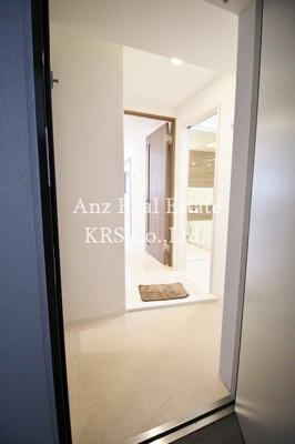 【玄関】 | ハーヴェスト京町堀 | 白を基調とした玄関！洗練されています！