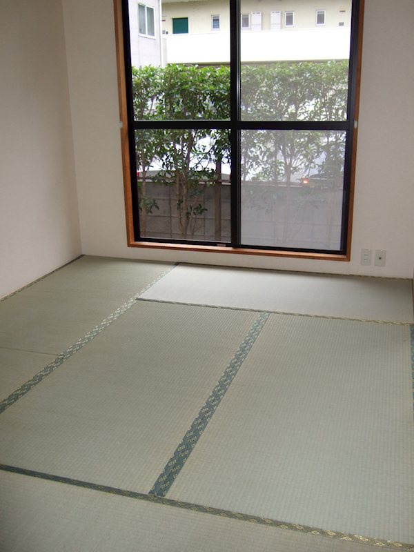 アトリーズ綱島B棟の和室