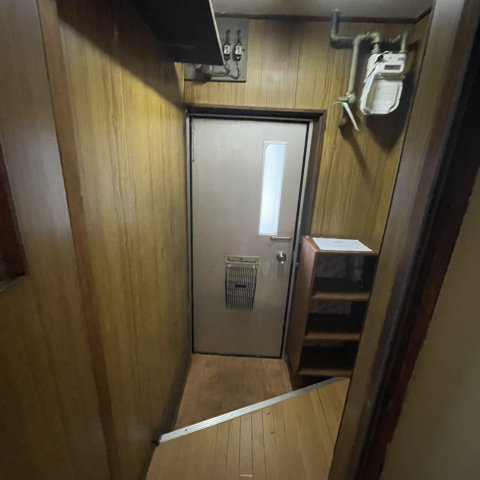 室蘭市みゆき町1丁目18-6APの玄関
