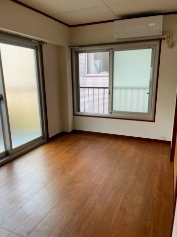 村上コーポの居間・リビング