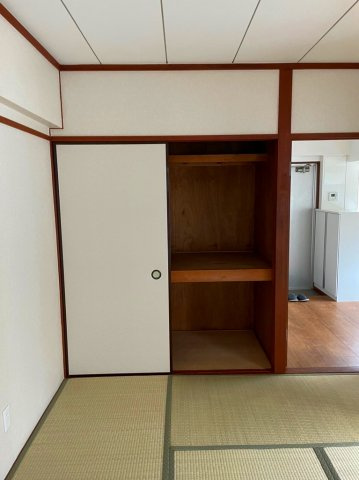 村上コーポの収納