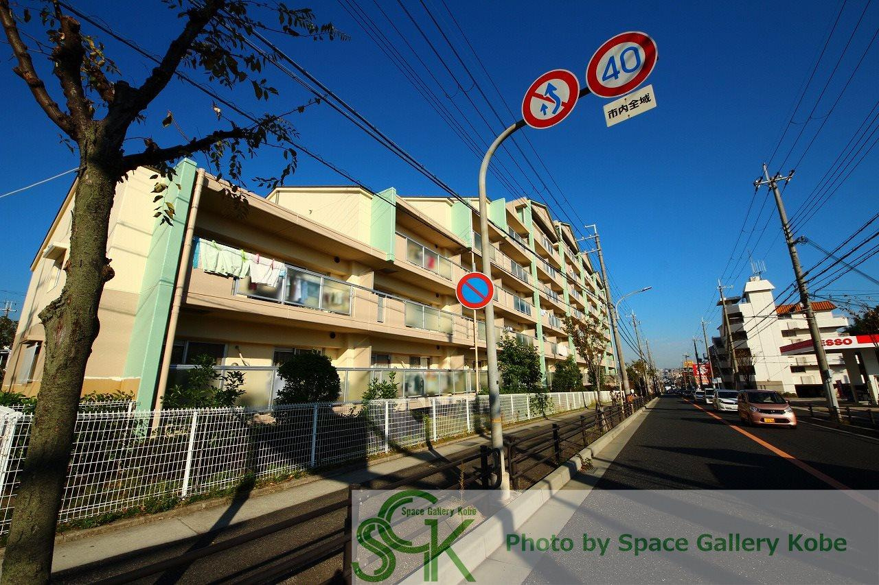 神戸市西区王塚台１丁目の賃貸マンションの外観