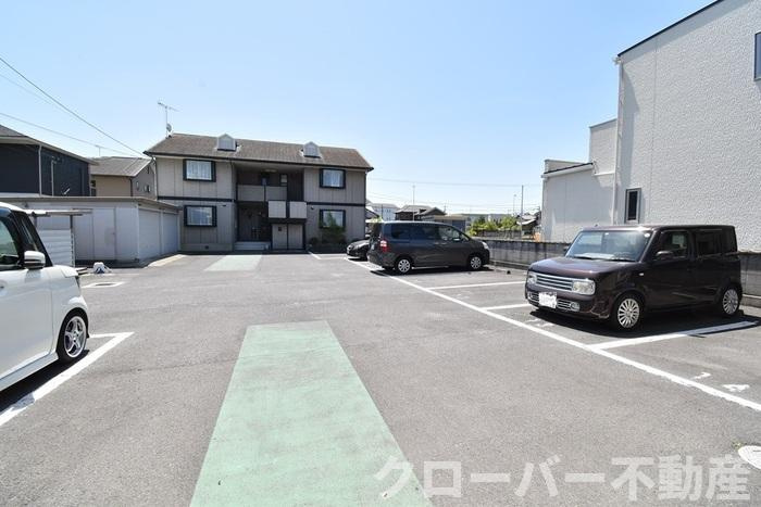 セジュール山西 B棟の駐車場|駐車場
