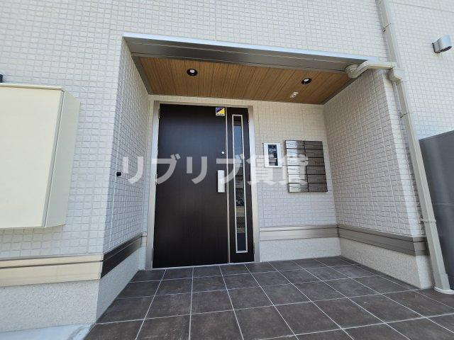 D-ROOM都賀２丁目ⅡーA棟のエントランス