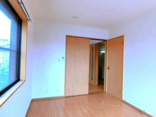 あかねハイツの洋室
