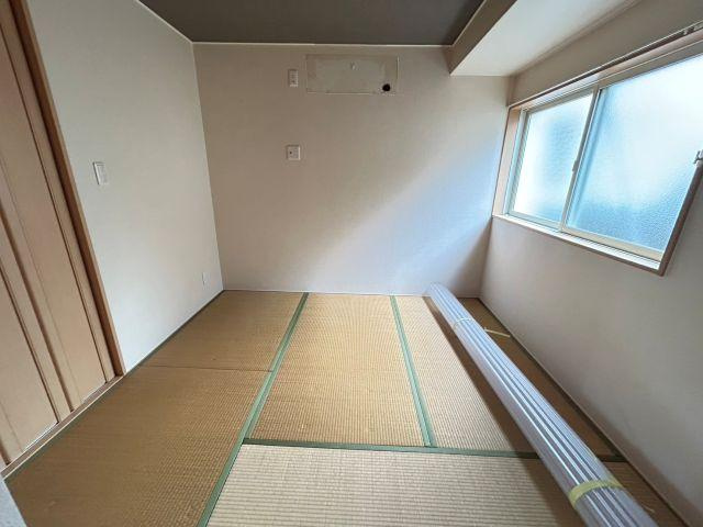 瀬戸２丁目　中古戸建　（リフォーム済）の和室