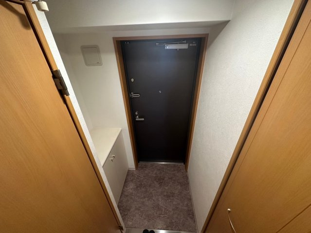 アーデンタワー靭公園の玄関