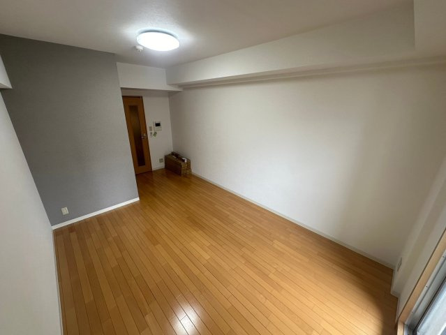 アーデンタワー靭公園の居間・リビング