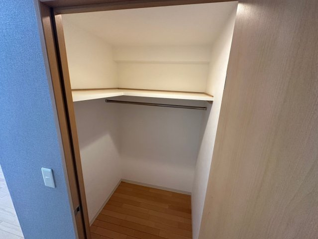 アーデンタワー靭公園の収納