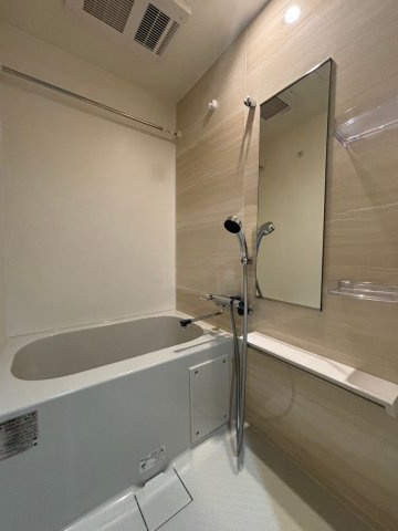 メイクスWアート丸の内　名古屋市賃貸　仲介手数料無料の浴室