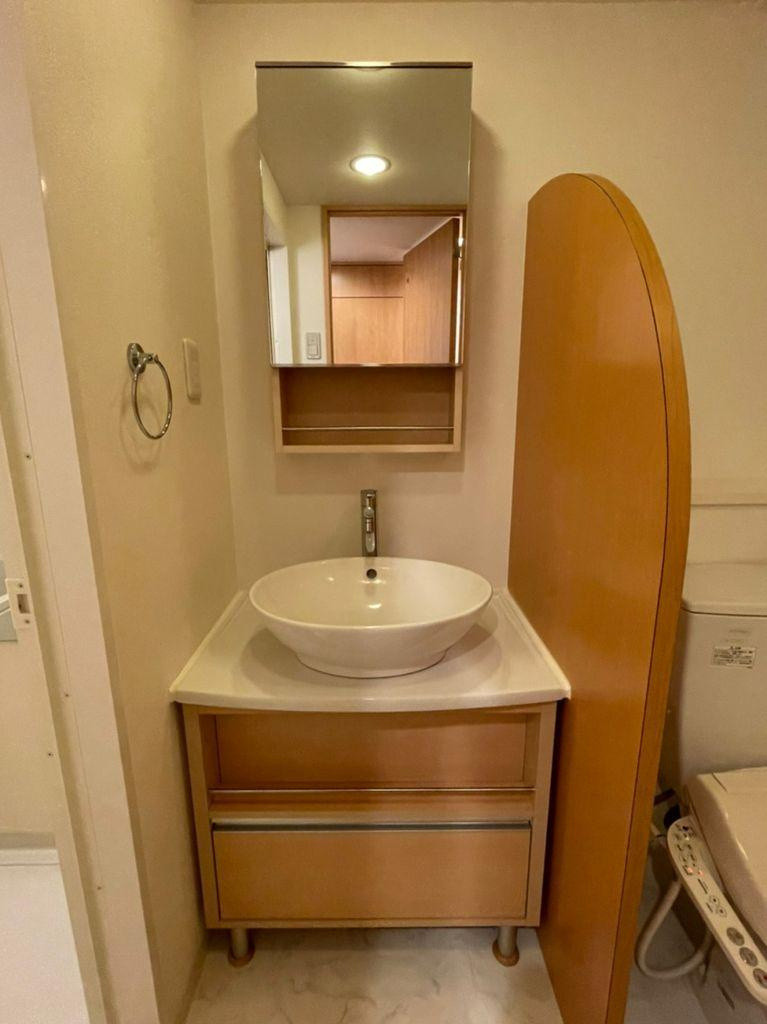 ライブコート泉の洗面所|洗面