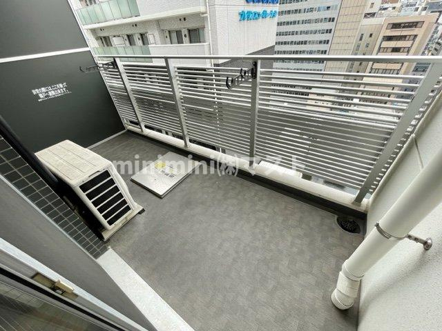 プレサンス松屋町駅前デュオのバルコニー