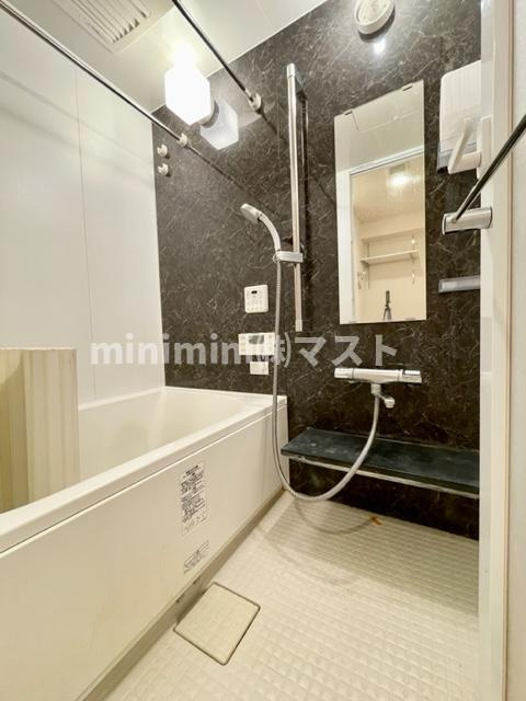 プレサンス松屋町駅前デュオの浴室