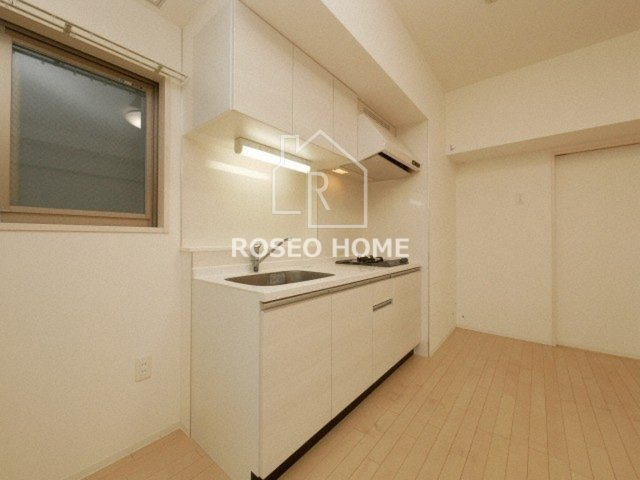 ディオスカーボ難波のキッチン|同マンション別部屋：参考写真