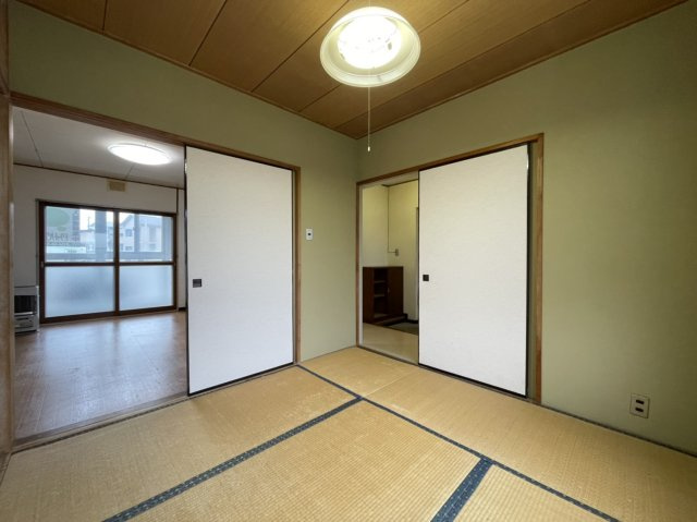 コーポラシーヌの和室