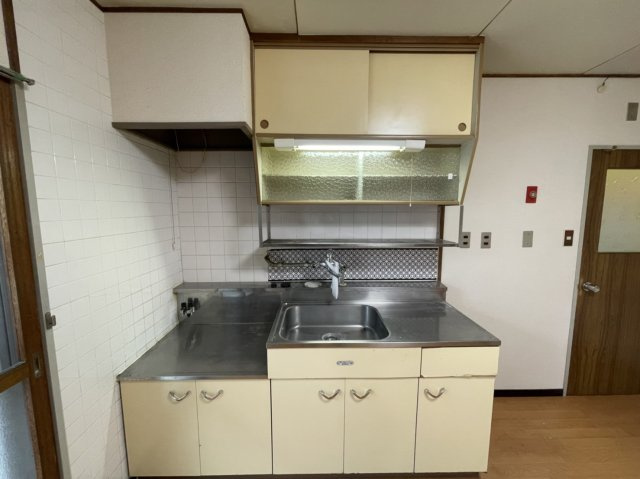 釧路市貝塚２丁目の賃貸マンションのキッチン