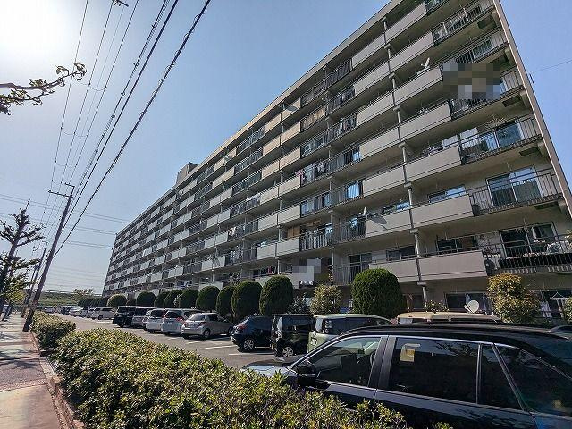 労住まきのハイツ1号棟の外観|新しい生活にいかがでしょうか？外観はお住まいの顔になります。こだわりたいポイントですね。水回りリフォームやリノベーションも承ってます。
■現地見学・資金計画相談・住宅ローン相談もお問合せ受付中■