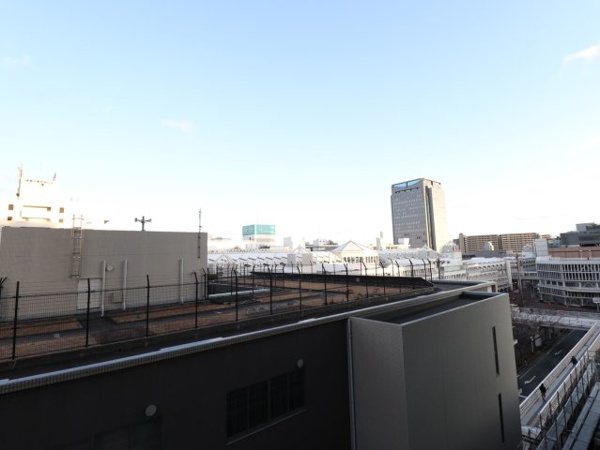 【展望】 | 【物件からの展望】周りに高い建物も少なく通風良好☆