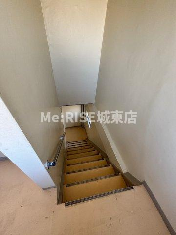 今里船瀬ビルの内装