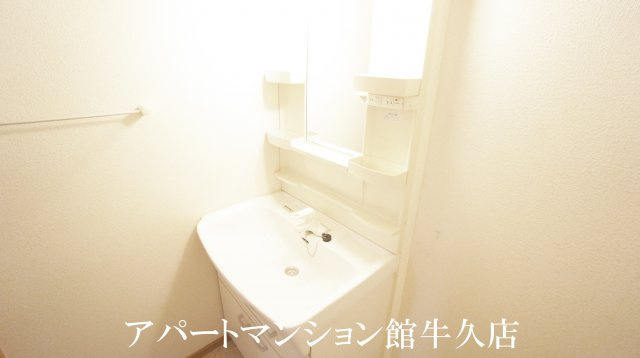 フラワーＢの独立洗面台|洗面所