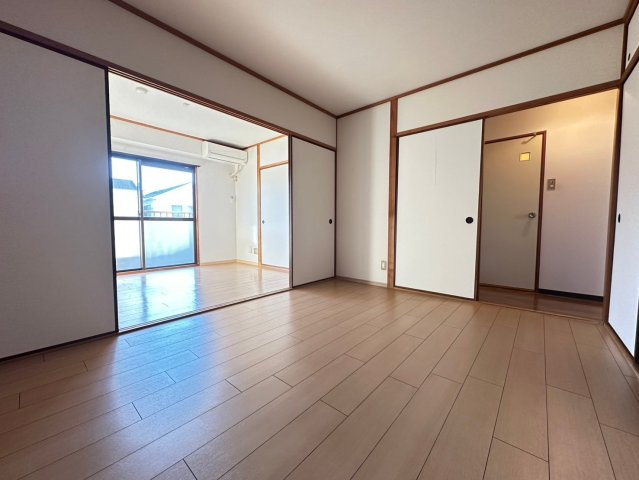 エクセル樋下の内装