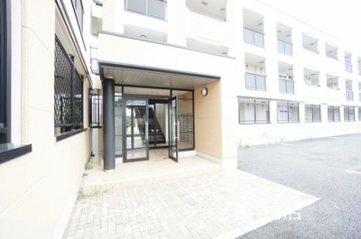 【エントランス】 | グランヒルズ