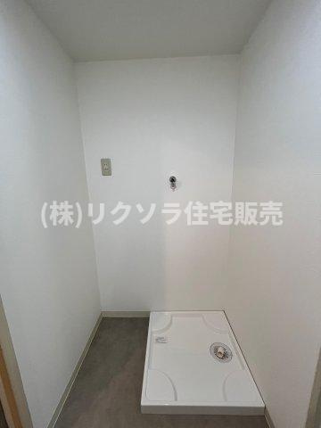 寝屋川サンハイツB棟のランドリースペース|ドラム式も設置可能
■物件内覧・資金計画相談・住宅ローン相談、リフォーム相談、お問合せ受付中■
※当日・翌日のご内覧、ご相談はお電話でのお問合せがスムーズです！