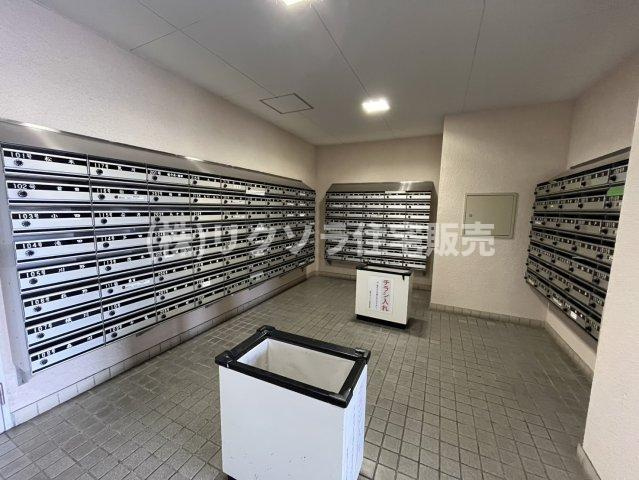 寝屋川サンハイツB棟の設備|集合ポスト
■物件内覧・資金計画相談・住宅ローン相談、リフォーム相談、お問合せ受付中■
※当日・翌日のご内覧、ご相談はお電話でのお問合せがスムーズです！