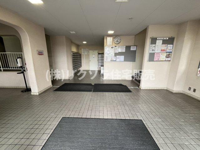 寝屋川サンハイツB棟のエントランス|内部
■物件内覧・資金計画相談・住宅ローン相談、リフォーム相談、お問合せ受付中■
※当日・翌日のご内覧、ご相談はお電話でのお問合せがスムーズです！