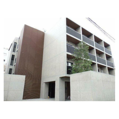 【外観】 | ZOOM北新宿 | 鉄筋コンクリート造のがっちりとした建物。