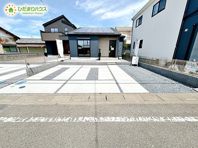 深谷市緑ヶ丘　2期　新築一戸建て　グラファーレ　02の駐車場