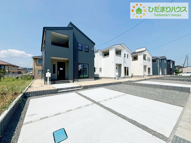 いわき市小名浜燈籠原第1　新築戸建　1号棟の駐車場|マイホームなら駐車場代がかかりません。しかも、自宅の駐車場で洗車ができます！今までコイン洗車に行っていた手間も省けて、節約にもつながります(^^♪