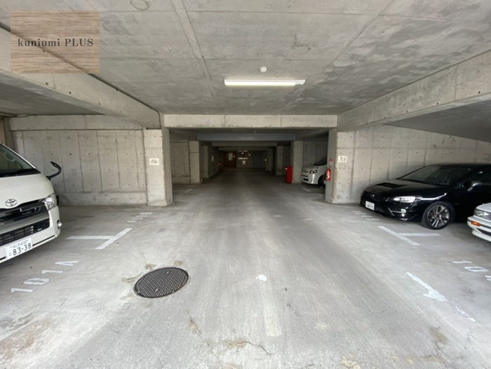 四季彩都くすのき館の駐車場