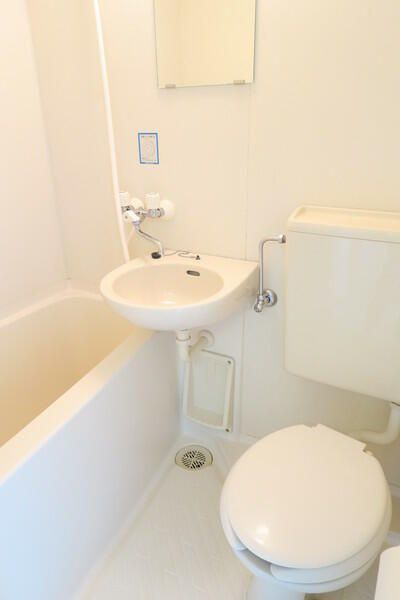 コスモリード国分寺の浴室