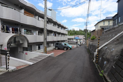 【駐車場】 | アシスト第2仙台マンション | 敷地内駐車場（軽限定区画）