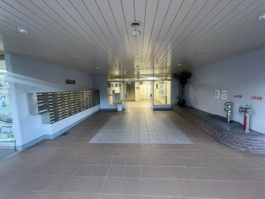 アクロシャトー永和のエントランス|ロビーです。