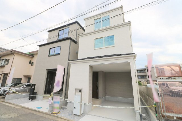 【外観】 | ふじみ野市上福岡5丁目　新築一戸建住宅　全2棟　(ふじみ野店) | 東武東上線「上福岡駅」徒歩8分の好立地です！