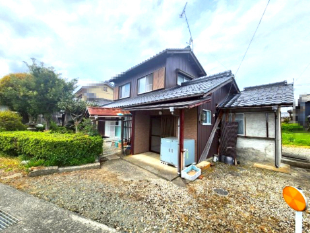 【価格改定】高島市安曇川町南古賀の外観|セカンドハウスにもお考え下さい。のびのびとした暮らしが待っております。